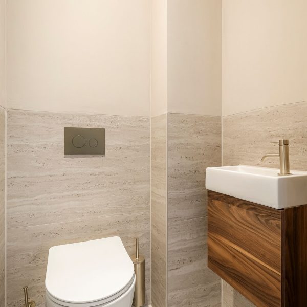 luxe-toilet-design-studio-tarry