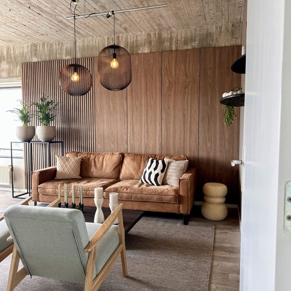 leren-sofa-mesh-hanglampen-industrieel-kantoor-edn-alkmaar